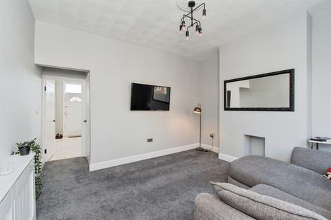 3 bedroom terraced house for sale, Smawthorne Avenue, CASTLEFORD