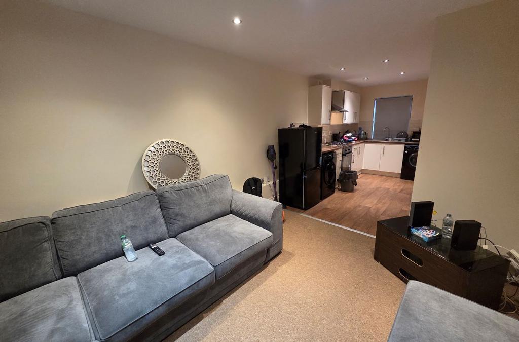 Flat 3