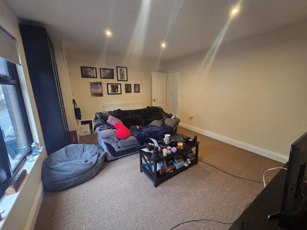 Flat 5