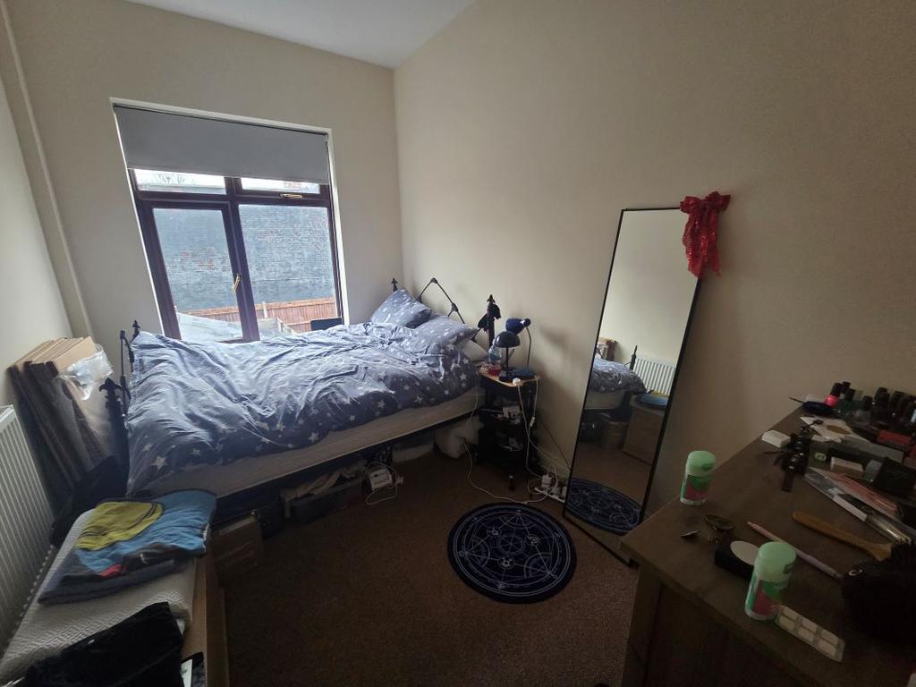 Flat 5