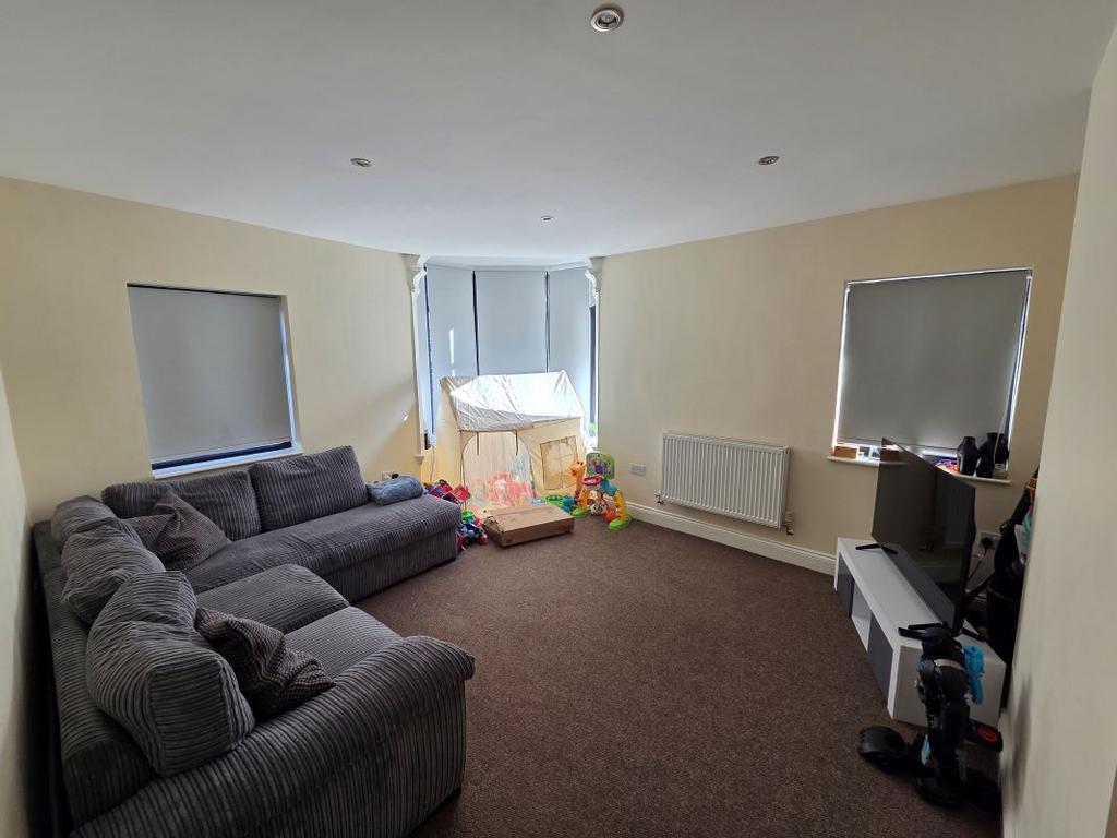 Flat 1