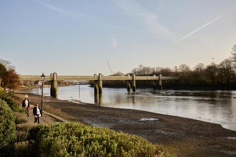 undefined, Magnolia Wharf, Chiswick, W4