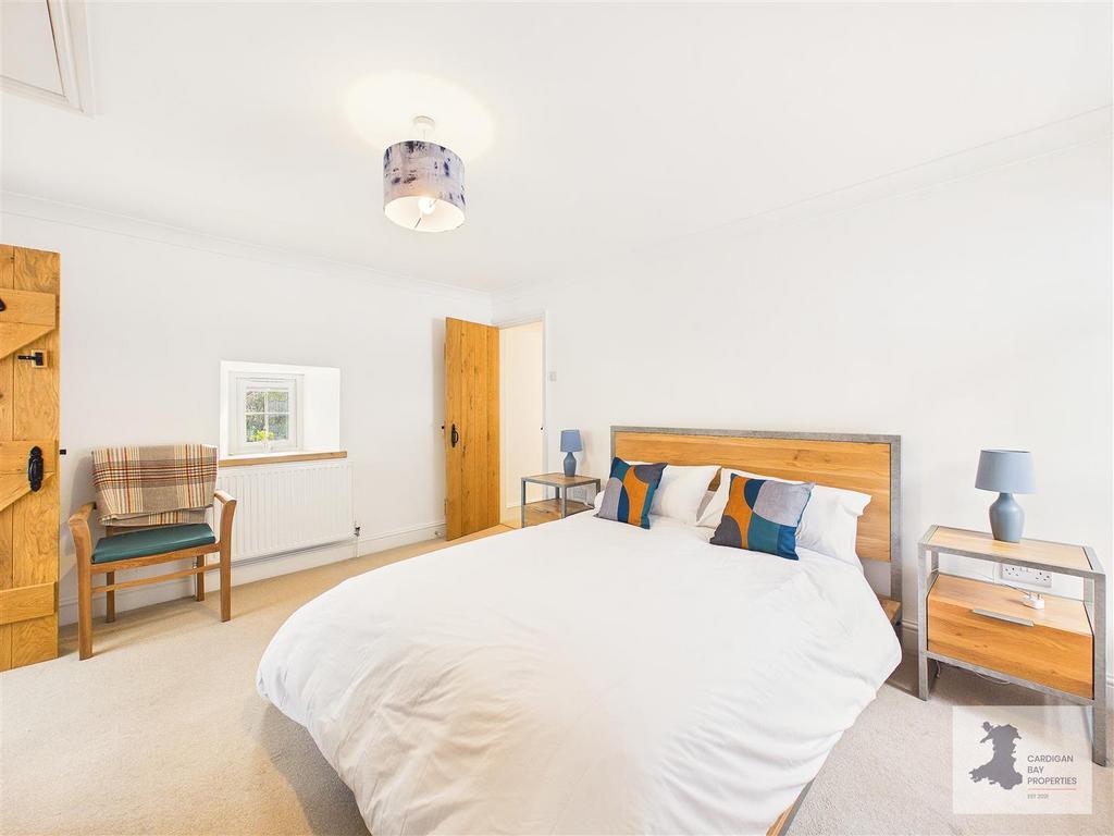 Bedroom 3 (master)