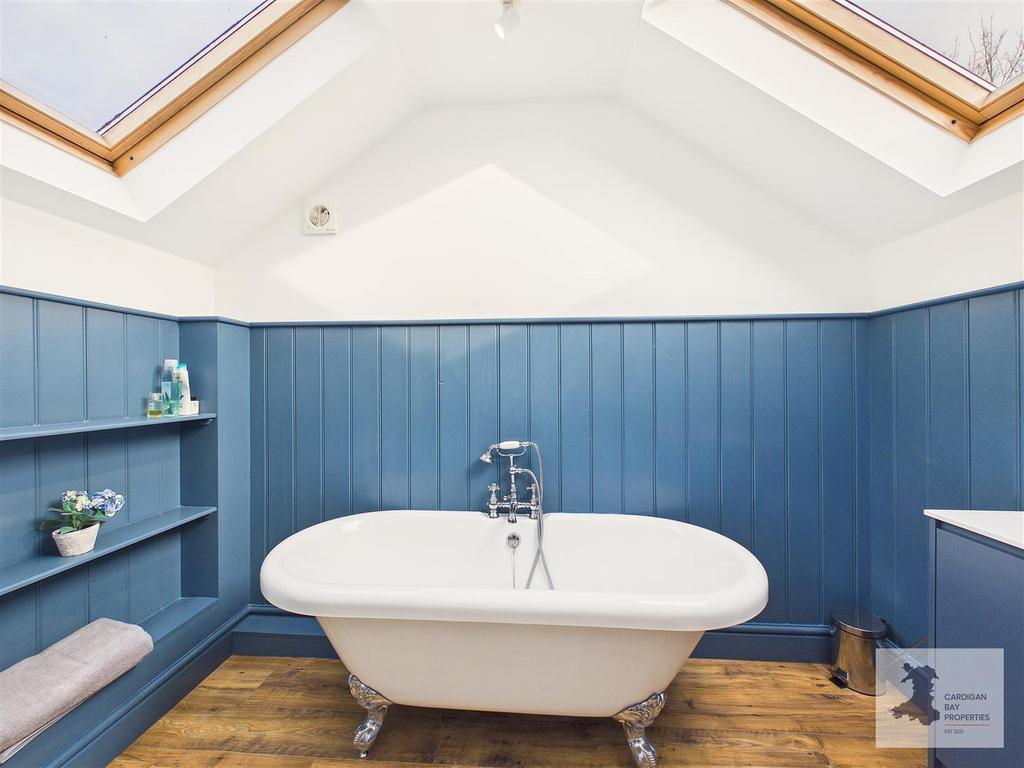 Master en-suite