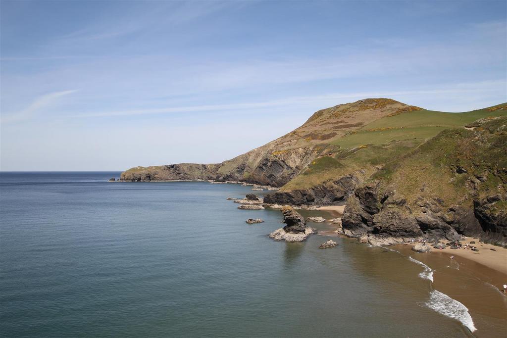 Llangrannog Beach Nearby