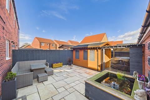 3 bedroom semi-detached house for sale, Thistle Way, Witham St. Hughs, Lincoln