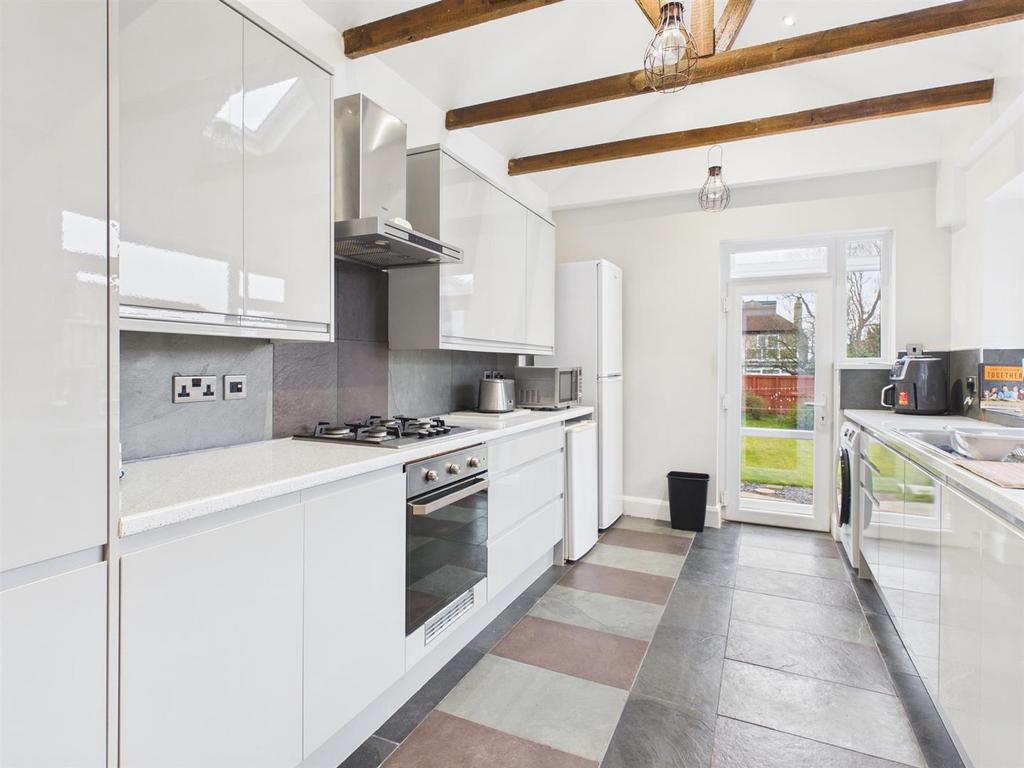 Kitchen: