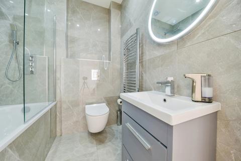 undefined, Grosvenor Road St Albans AL1