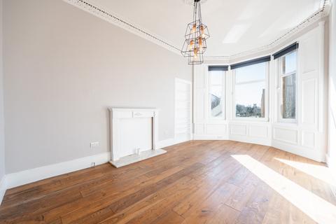 2 bedroom flat to rent, Kilmarnock Road , Flat 2-1, Shawlands, Glasgow, G43 1TU