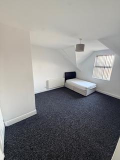 undefined, Roundhay Road, Leeds, LS8