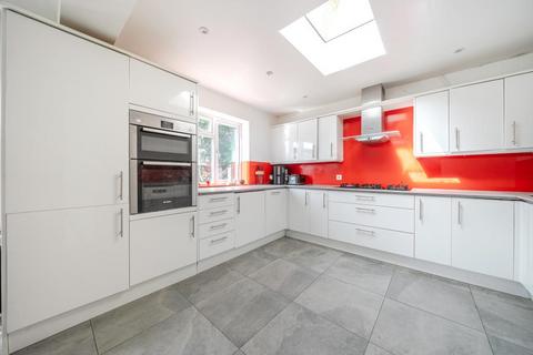 4 bedroom detached house for sale, Brookwood,  Woking,  GU21