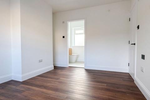 undefined, Springfield Road, Horsham RH12