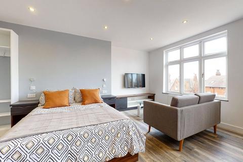 Studio to rent, Apt 12, 27 Hyde Terrace, 27 Hyde Terrace LS2
