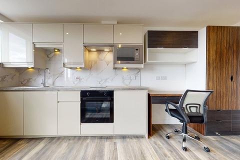 Studio to rent, Apt 12, 27 Hyde Terrace, 27 Hyde Terrace LS2