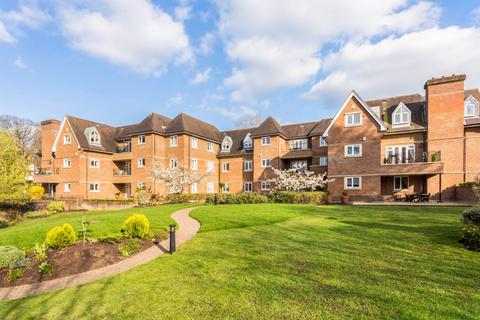 2 bedroom apartment to rent, Churchfields Avenue Weybridge KT13