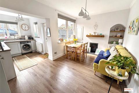 3 bedroom terraced house for sale, Elsdon Gardens, Consett, DH8