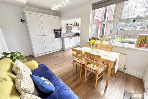 3 bedroom terraced house for sale, Elsdon Gardens, Consett, DH8