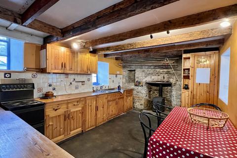4 bedroom end of terrace house for sale, Ironstones, 70 High Street, Kirkcudbright
