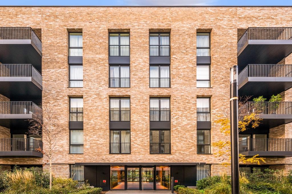 84 Carrick Yard (1)