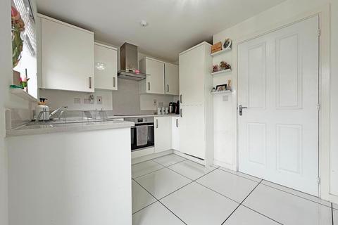 4 bedroom townhouse for sale, Chloe Place, Peterborough PE2