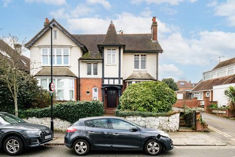1 bedroom flat for sale, Grosvenor Road, London, N10