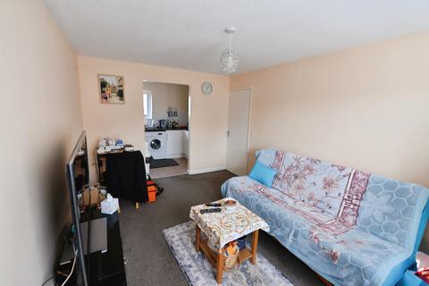 1 bedroom flat to rent, Cobbet Road, Southampton SO18