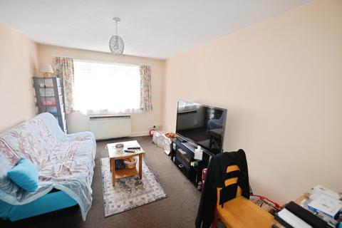 1 bedroom flat to rent, Cobbet Road, Southampton SO18