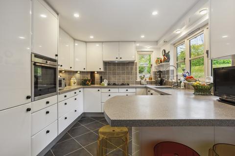 undefined, London Road, Liphook, GU30
