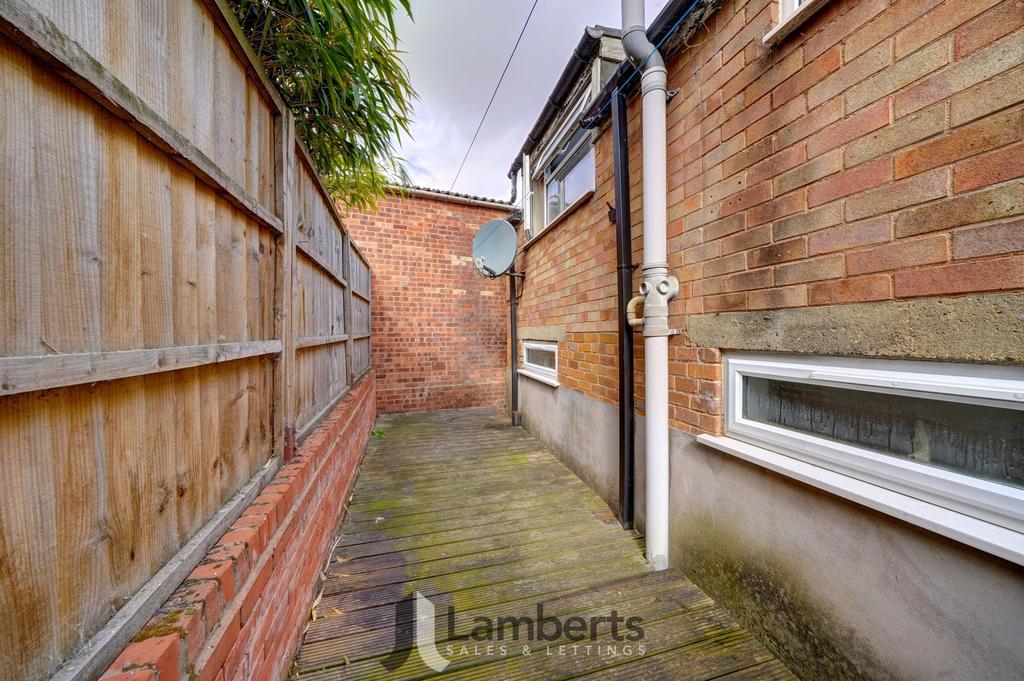 Narrow Decking Area