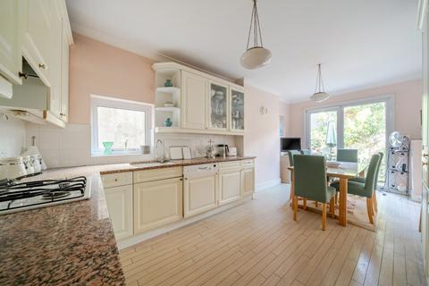 4 bedroom terraced house for sale, Rowfant Road, London, SW17