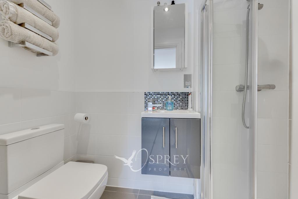 En-Suite to Bedroom