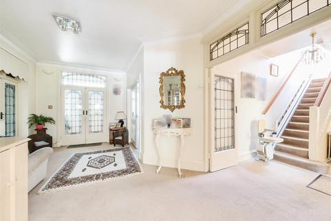 4 bedroom semi-detached house for sale, Dobree Avenue, London, NW10