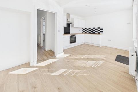 undefined, Queen Isabels Avenue, Coventry CV3