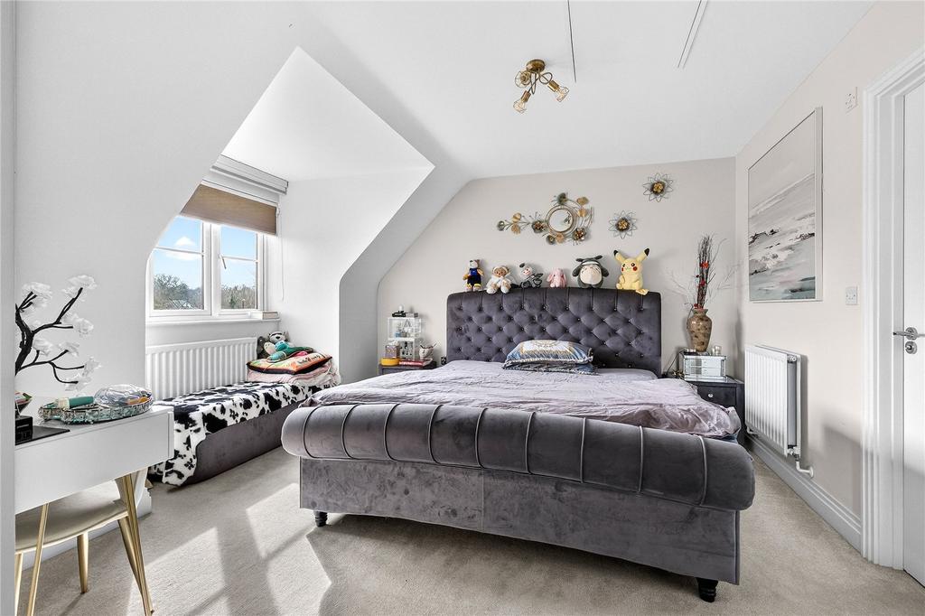Main Bedroom
