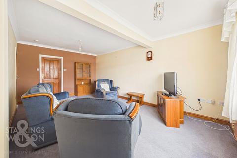 2 bedroom semi-detached bungalow for sale, Oval Road, New Costessey, Norwich