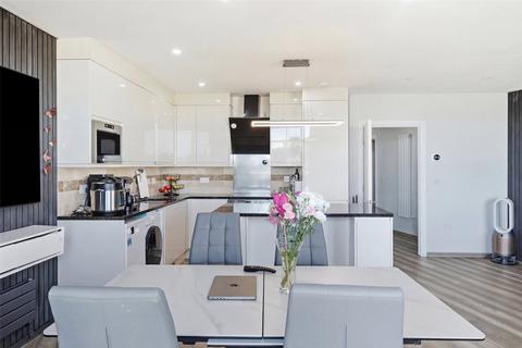 2 bedroom apartment for sale, Wards Wharf Approach, London E16