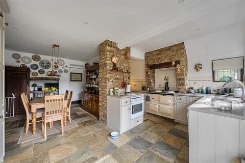7 bedroom house for sale, How Lane, Chipstead, Surrey