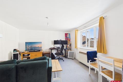 1 bedroom flat for sale, Parkinson Drive, Chelmsford, Essex CM1