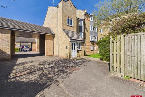 1 bedroom flat for sale, Parkinson Drive, Chelmsford, Essex CM1