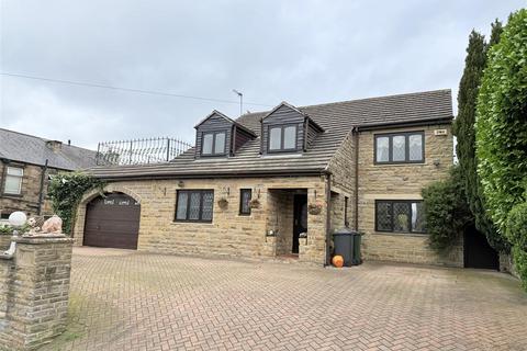 4 bedroom detached house for sale, 31 Camm Lane, Mirfield WF14