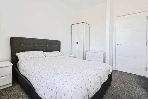 2 bedroom flat for sale, Coventry Road, Sheldon, Birmingham