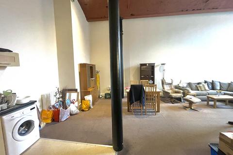undefined, Savile Court, Savile Court, Savile Streeet, Huddersfield, HD3 4JT