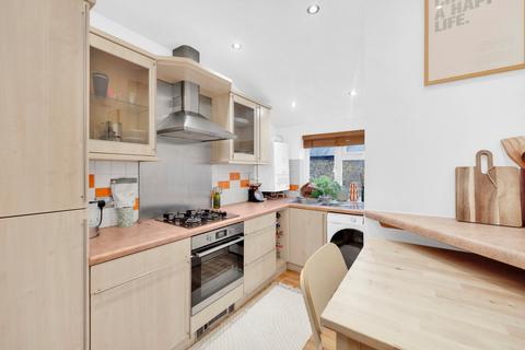 2 bedroom apartment for sale, Wrentham Avenue, Kensal Rise, NW10