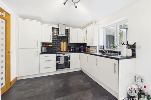 2 bedroom terraced house for sale, Moorfield Avenue, Ramsgreave, BB1