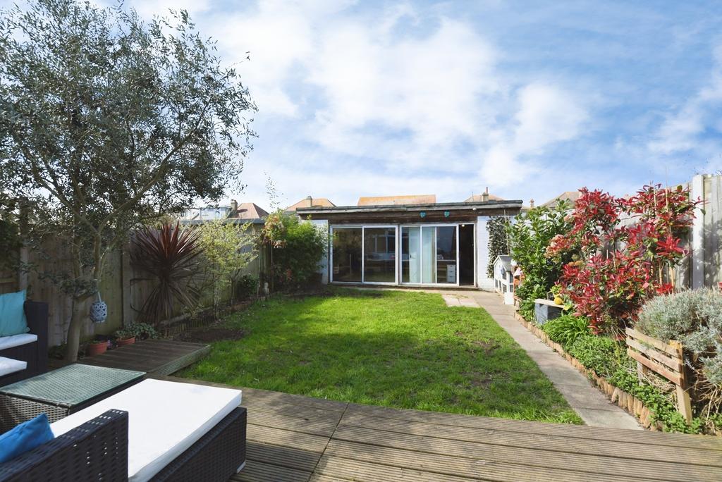 Outbuilding / Garden