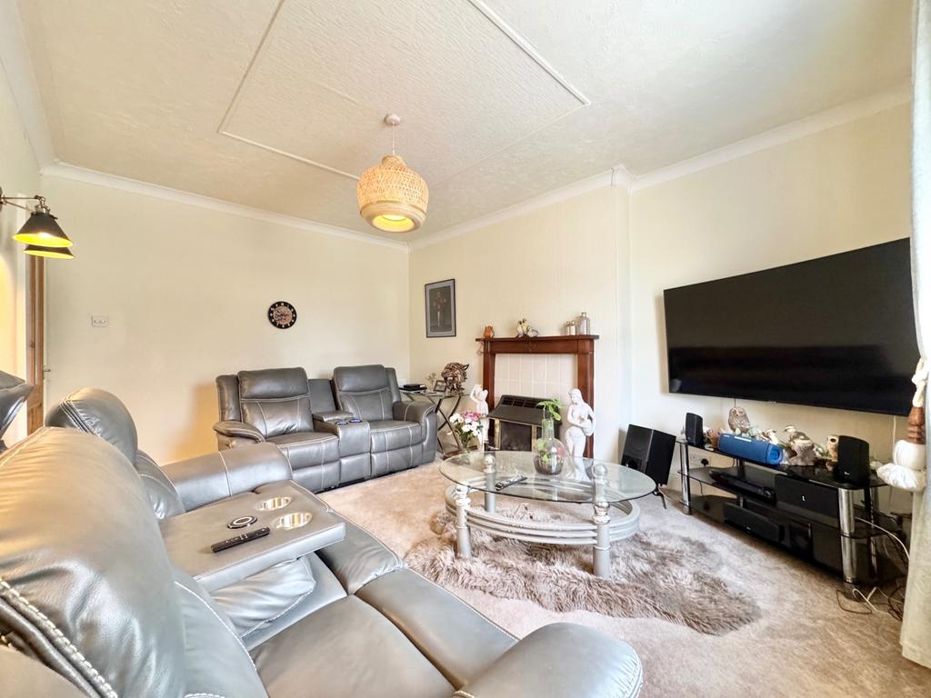 Dalry Road, Kilbirnie lounge photo