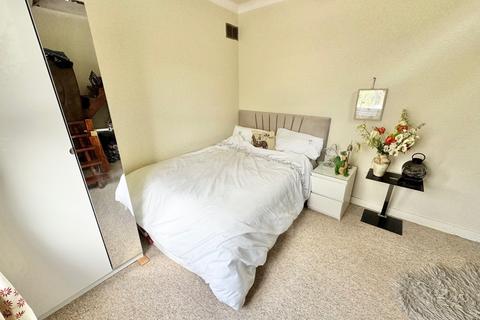 2 bedroom flat for sale, Dalry Road, Kilbirnie