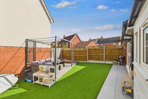 3 bedroom house for sale, Maritime Approach, Colchester CO5