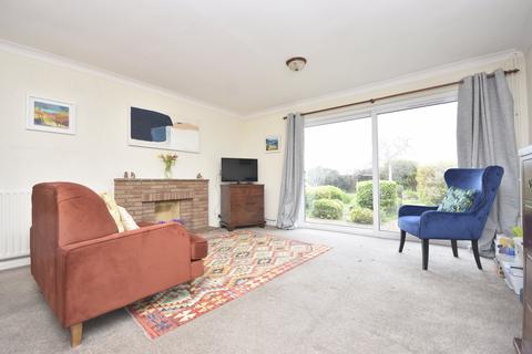 2 bedroom semi-detached bungalow for sale, Turnden Gardens, Margate