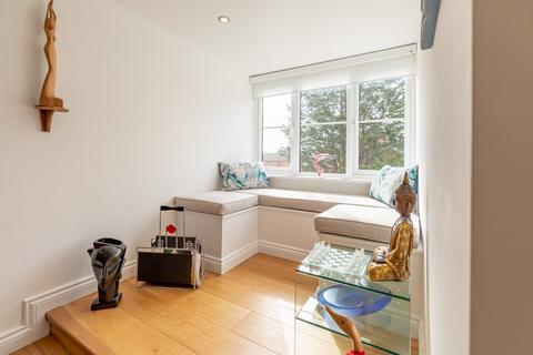 undefined, Bewicks Reach, Newbury, Berkshire, RG14